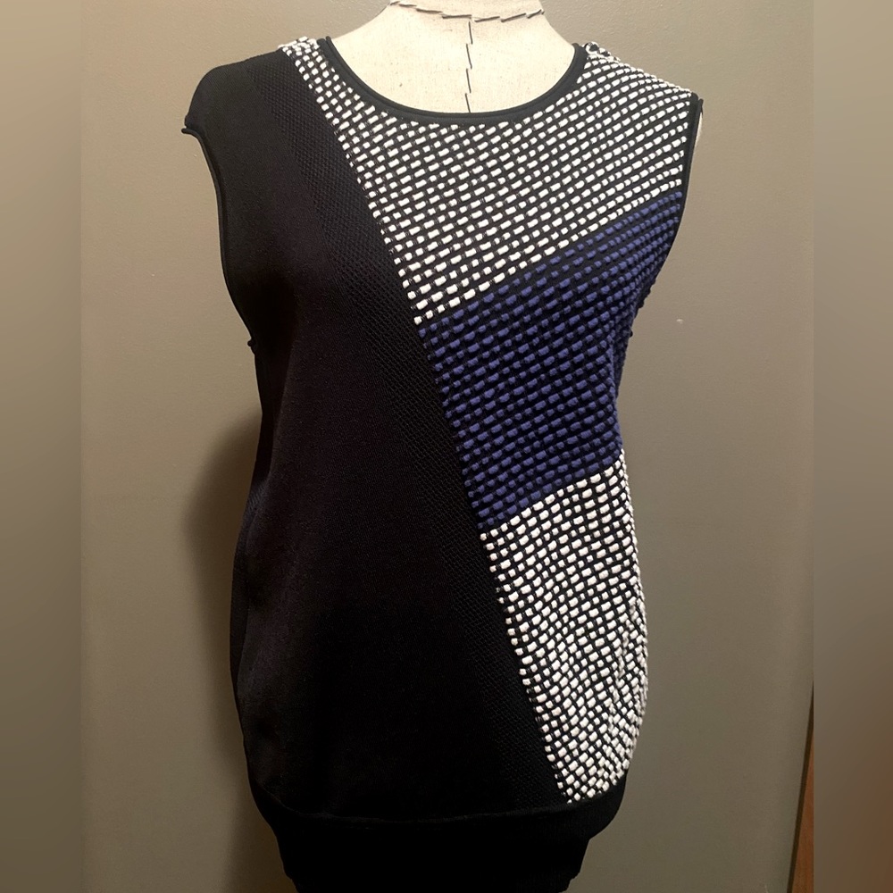 Sleeveless top
